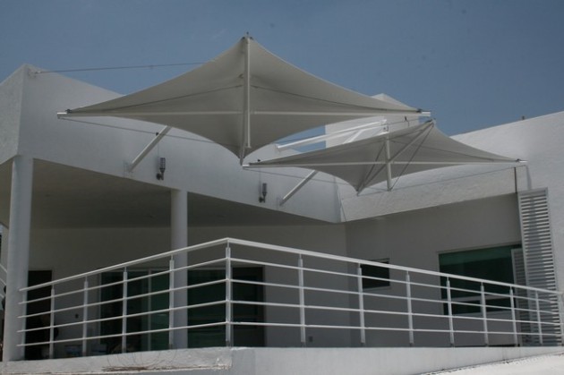 Velarias para terraza de casa moderna